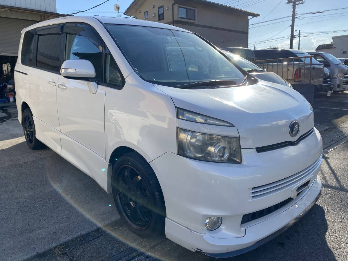 限定SALE，低価 寒冷地仕様 ヴォクシー ZS 4WD サンルーフ 両側パワスラ 18インチ社外アルミ ウィークポイント対策済み 格安(ヴォクシー)｜売買されたオークション情報、yahooの商品情報をアーカイブ公開 - オ ヴォクシー