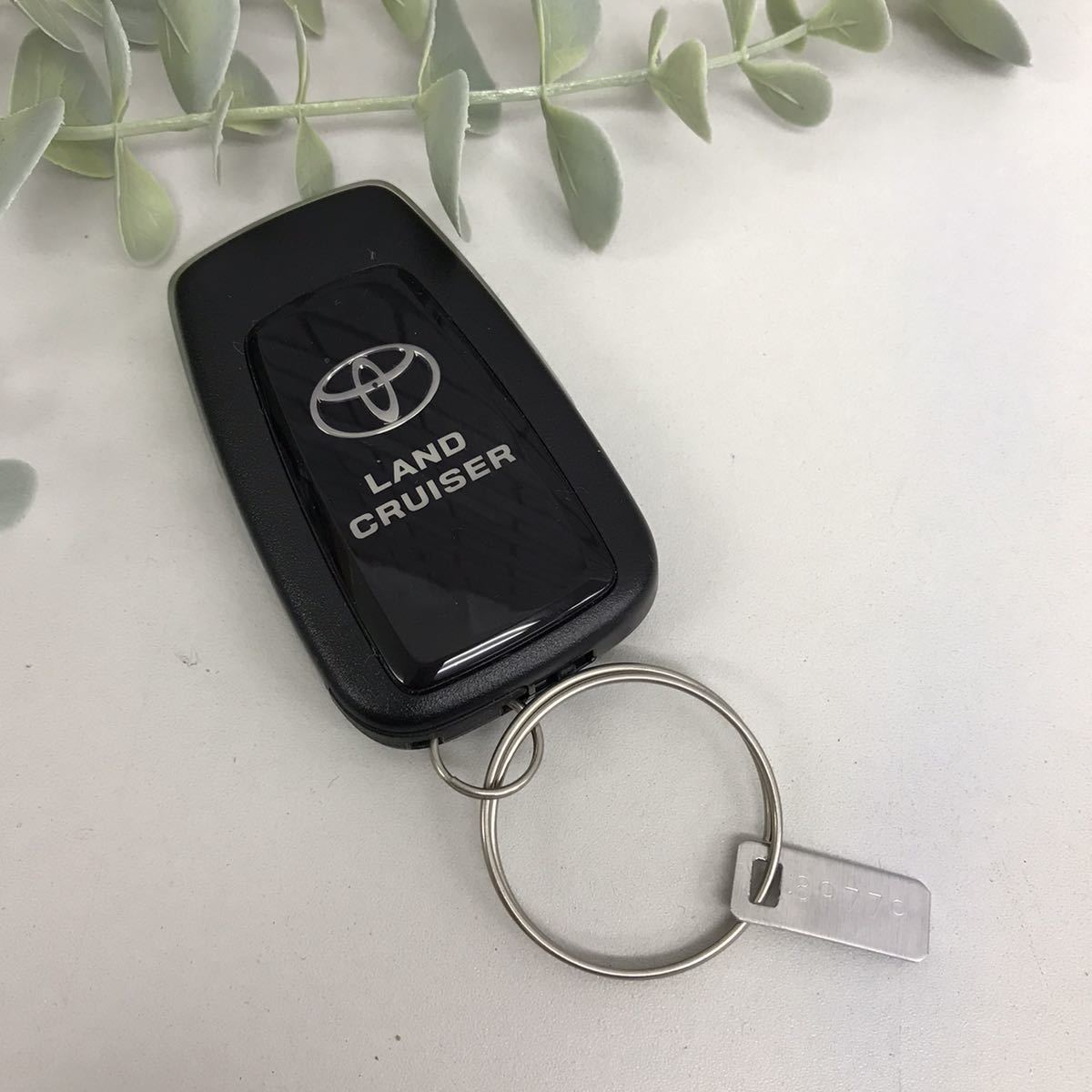 2932-1】TOYOTA ランドクルーザー スマートキー 純正 スマートキー