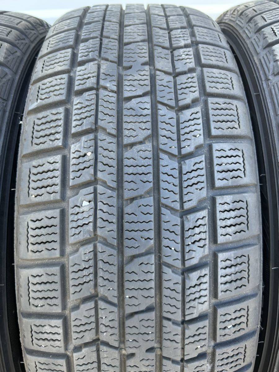 新品ピレリスタッドレスタイヤセット195/65R15 80ノア・ヴォクシー