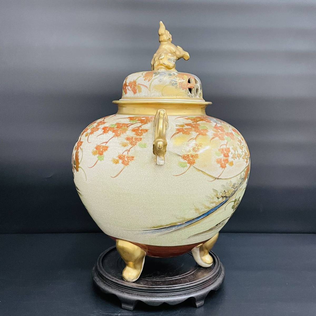 薩摩焼 丸十字 大花瓶 壺 金彩 色絵 花鳥図 双獣耳 獅子 大壺 唐木 台