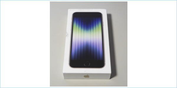 iPhone SE SE第二世代64Gブラック画面傷あり SE(第2世代)の箱及び同梱物.jpg ファイル:IPhone カネゴラボ [DSE] (新品) 箱傷み Apple iPhone SE 第3世代 64GB スターライト MMYD3J/A SIMフリー アップル アイフォン