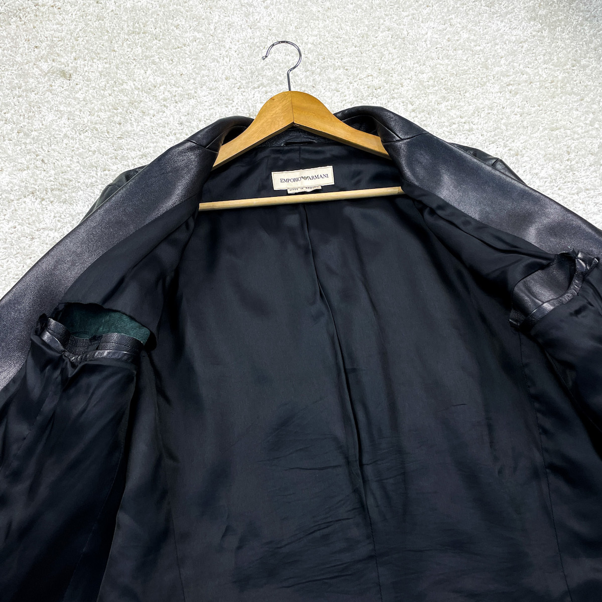 EMPORIO ARMANI】上質な着こなし◎シープスキン 羊革 ラムレザー 
