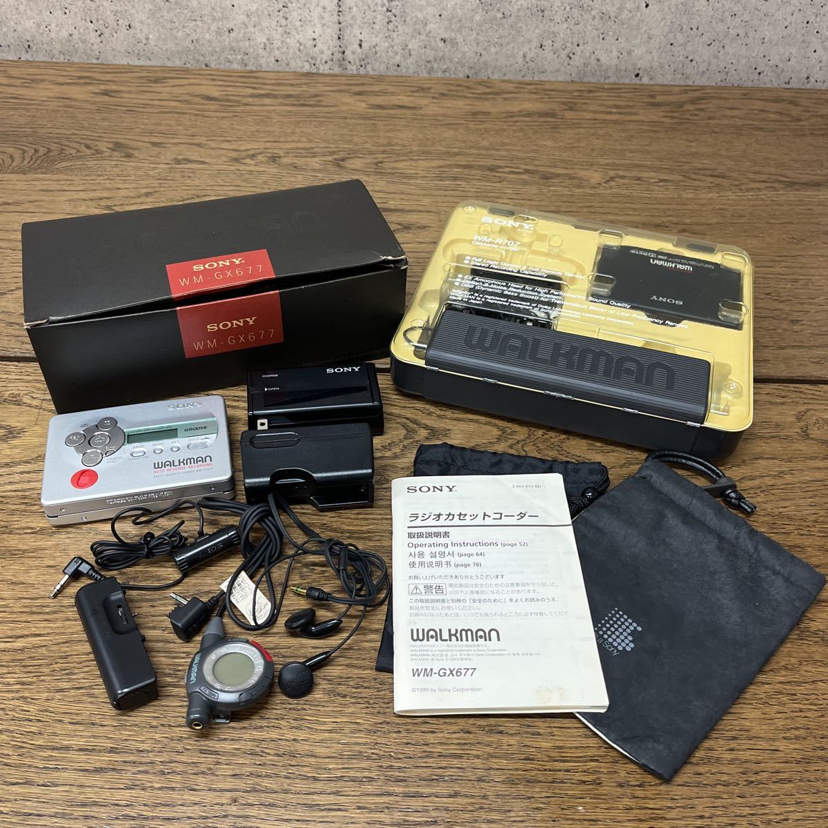 ジャンク】SONY ソニー WALKMAN カセットウォークマン WM-702【ブラック】