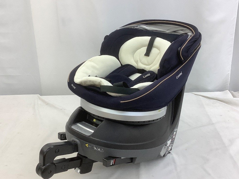 ISOFIX クルムーヴ エッグショック スマート チャイルドシート コンビ