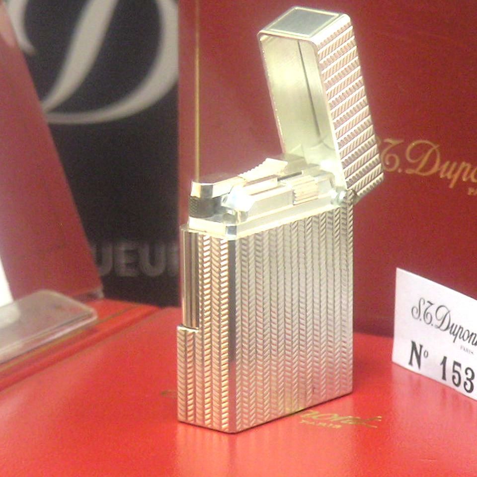 ハローキティ 35周年記念 zippo オイルライター Zippo titanium 