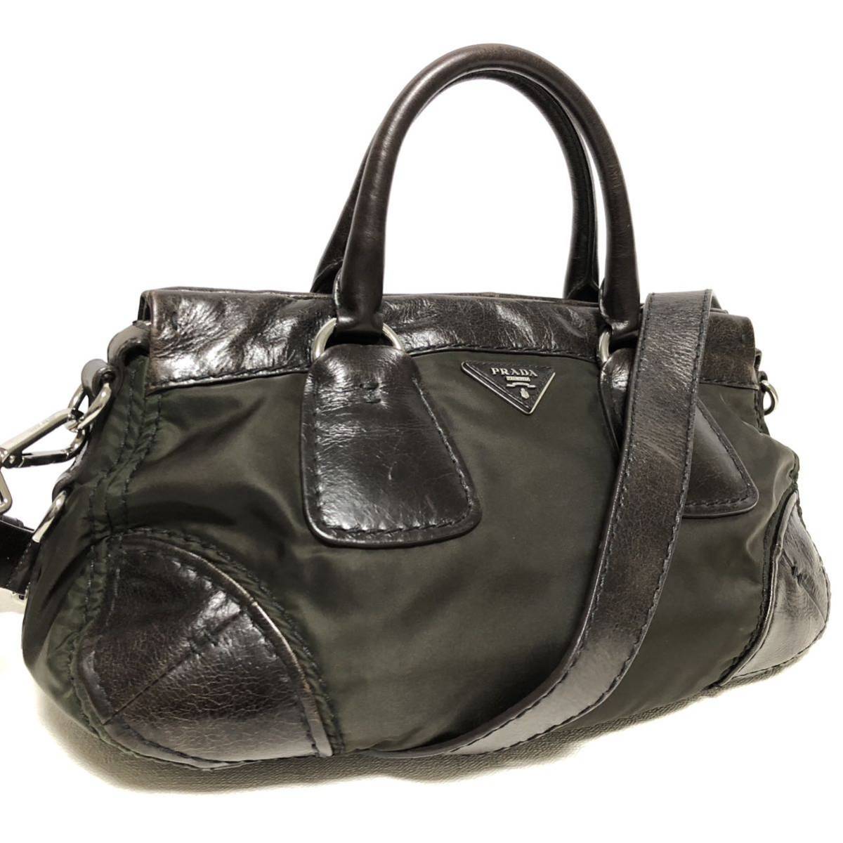 極美品 近年モデル 至極の高級感 プラダ【幻の逸品】PRADA ショルダー 