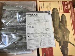低価，新作登場 ハセガワ　マシーネンクリーガー　1/20　グローサーフント他２点セット　　未組立品