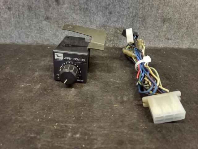 ＡＫＥ９１９ハイゼット S100P ダイハツ オプション 【ワイパーコントロール】 EF-NS W09 018551