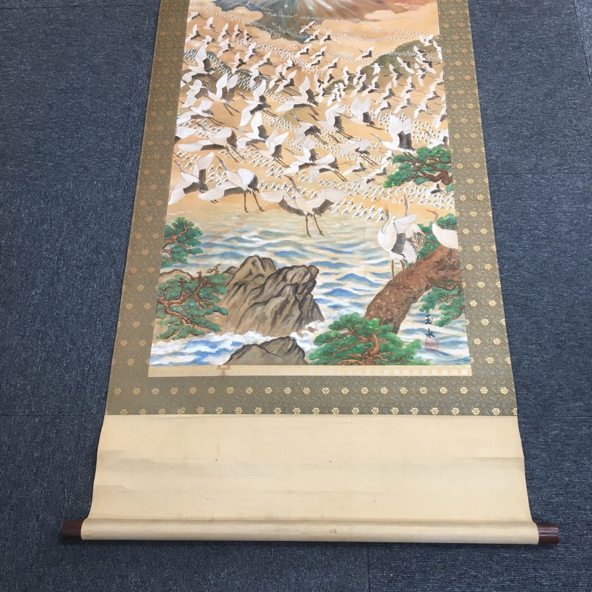 道具 水墨山水 掛け軸（掛軸）販売 肉筆絹本掛軸 中古書画内田玉鳳筆