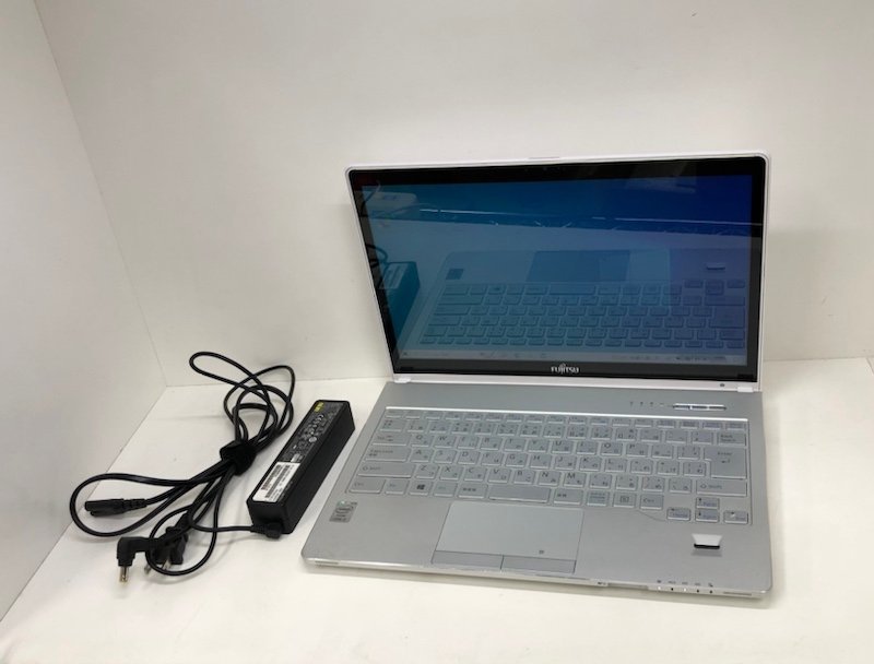 221222RM440589 富士通 FUJITSU LIFEBOOK SH90/T FMVS90TW Windows 10 Home Core i5-5200U CPU 2.20GHz 4GB HDD 500GB ノートパソコン