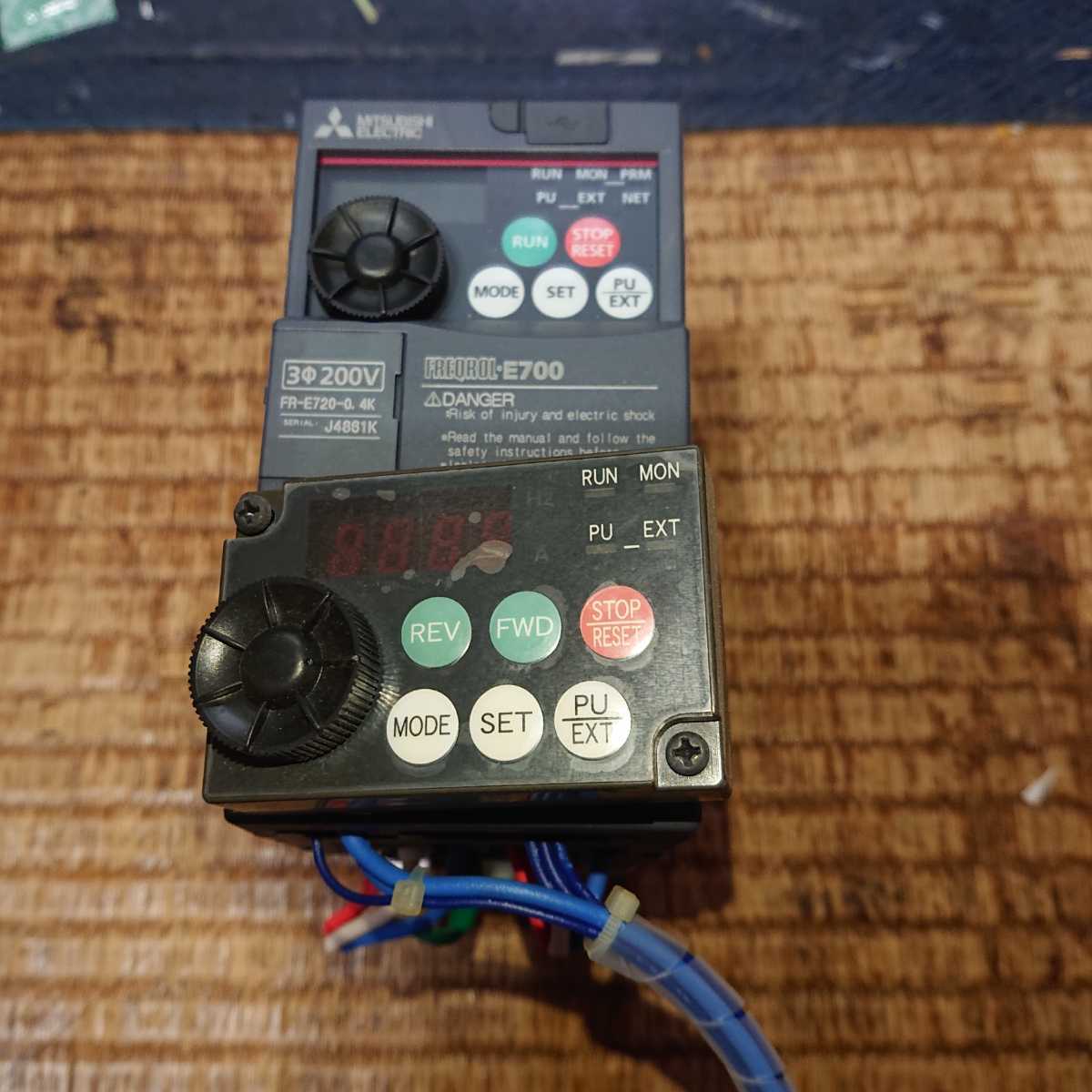三菱電機 FR-E720-0.4K インバータ MITSUBISHI | インバーター 