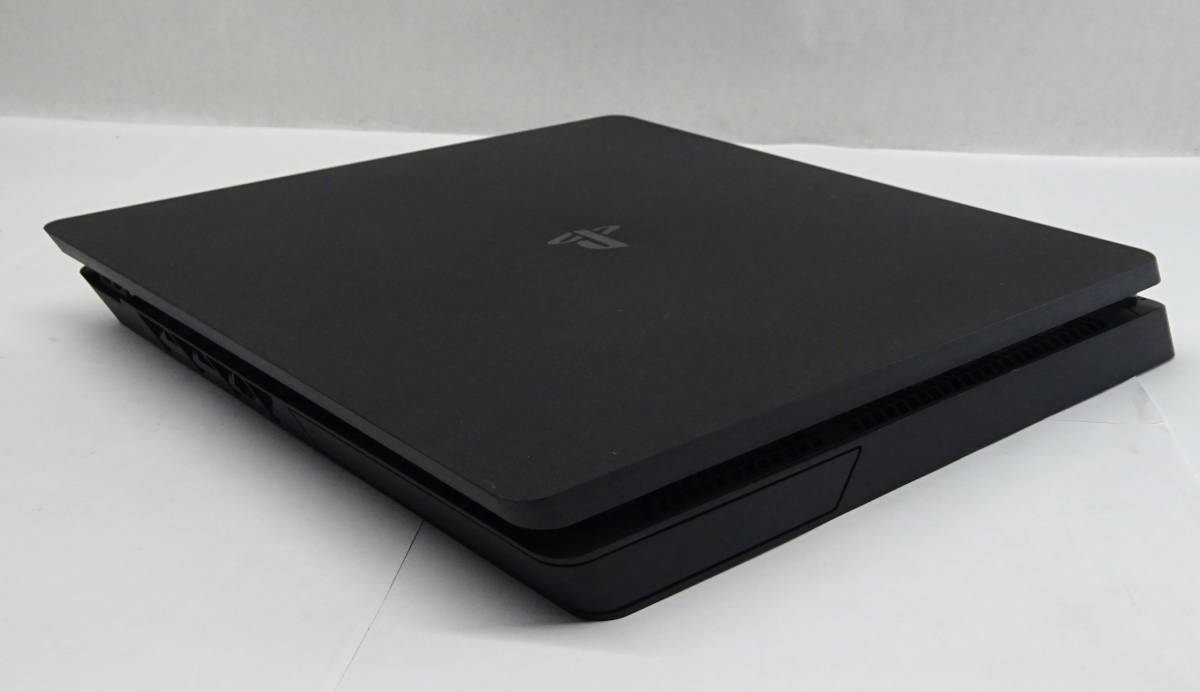 □PS4□ プレイステーション4 CUH-2000A 500GB ジェット・ブラック