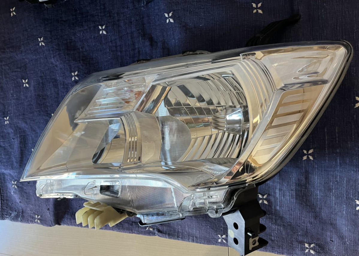 セレナ C26 FC26 前期 HID 左右ヘッドライト バラスト付き 点灯OK