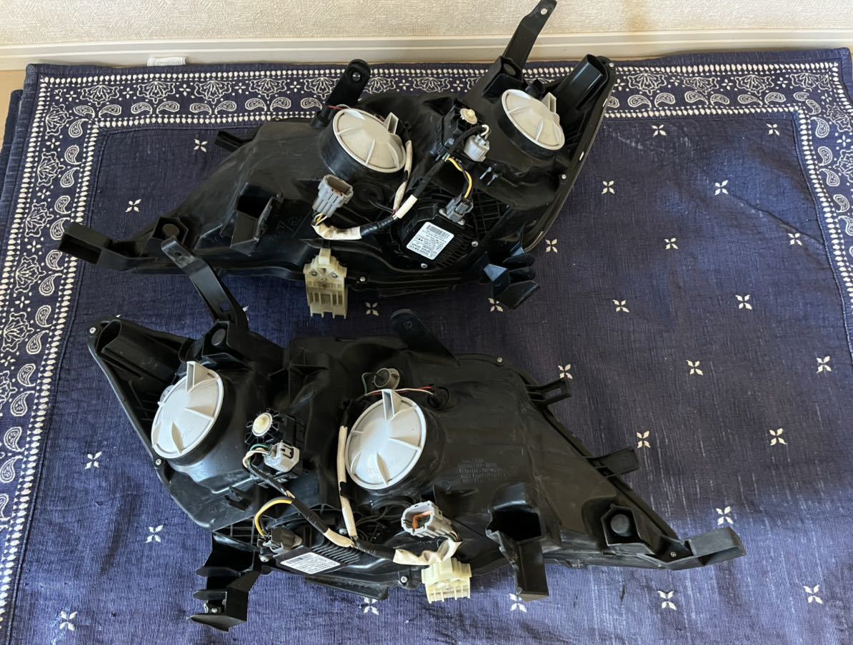 セレナ C26 FC26 前期 HID 左右ヘッドライト バラスト付き 点灯OK