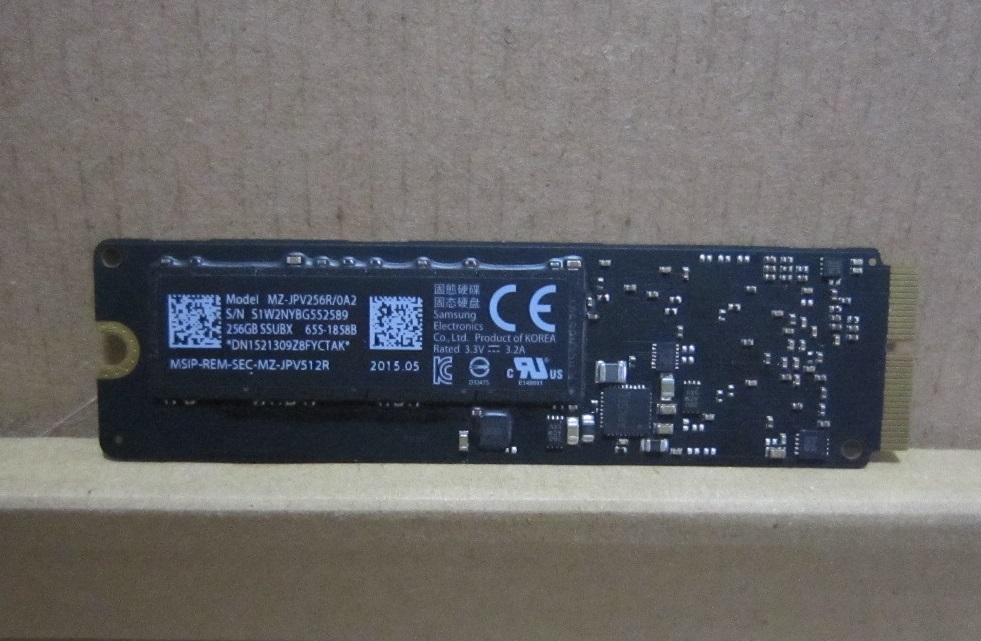 apple純正SSD 256GB Samsung製 MZ-JPV256R/0A2 故障ジャンク品(MacBook