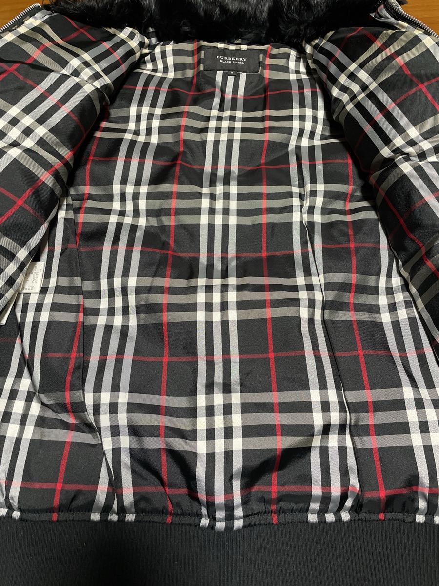 バーバリーブラックレーベル ラビットファーロゴ刺繍ダウンジャケット 裏地チェック Mサイズ