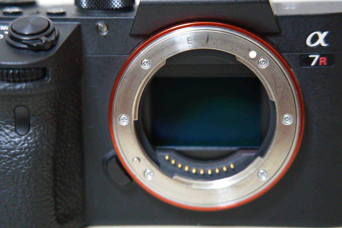 SONYα7R IIIボディ ILCE-7RM3 中古美品 III ILCE-7RM3 α7R IIIボディ