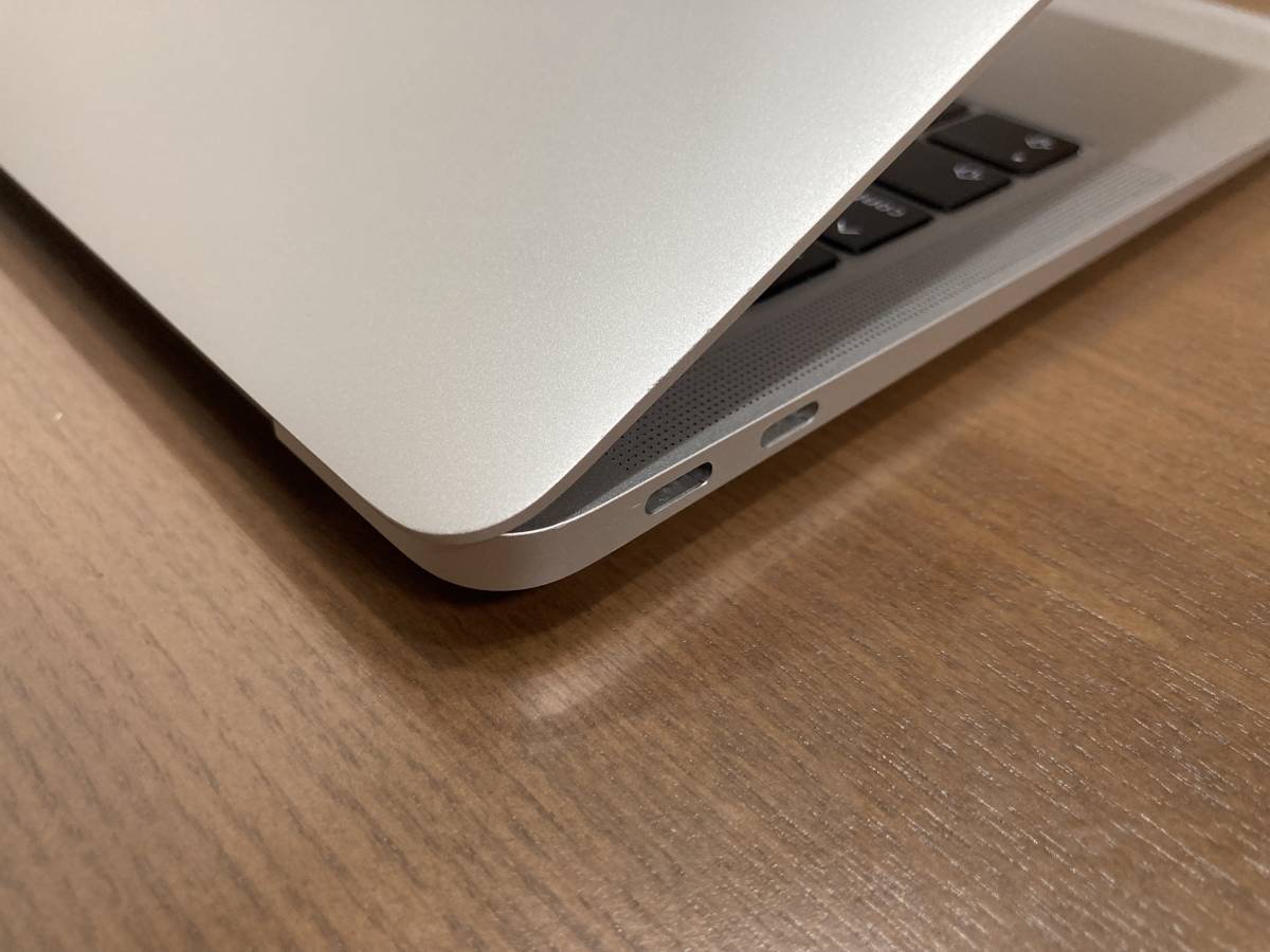 中古】MacBook Air (Retina, 13-inch, 2018) CPU 1.6GHzデュアルコア 