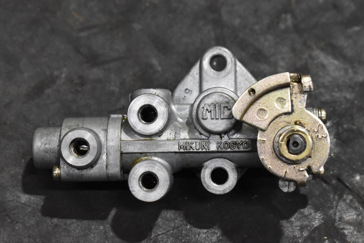 Yahoo!オークション - K412 当時物 純正 KH400 エンジンASSY 0023 検