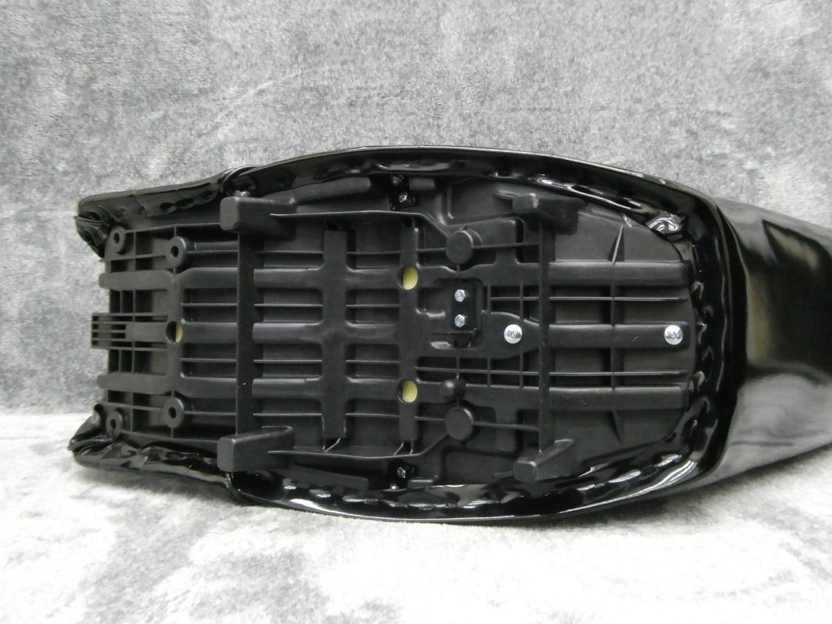 ＸＪＲ４００Ｒ　後期　黒　エナ６０ｃｍ　三段　シート/完成品 補強入り エナメル4HM9 RH02Jアンコ抜き98～08年式40㎝ 3段 へっぽこ社長 三段シート&frasl;完成品 エナ６０ｃｍ ＸＪＲ４００Ｒ 三段シート&frasl;完成 シート 価格.com