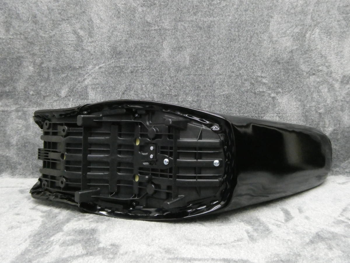 ＸＪＲ４００Ｒ　後期　黒　エナ６０ｃｍ　三段　シート/完成品 補強入り エナメル4HM9 RH02Jアンコ抜き98～08年式40㎝ 3段 へっぽこ社長 三段シート&frasl;完成品 エナ６０ｃｍ ＸＪＲ４００Ｒ 三段シート&frasl;完成 シート 価格.com
