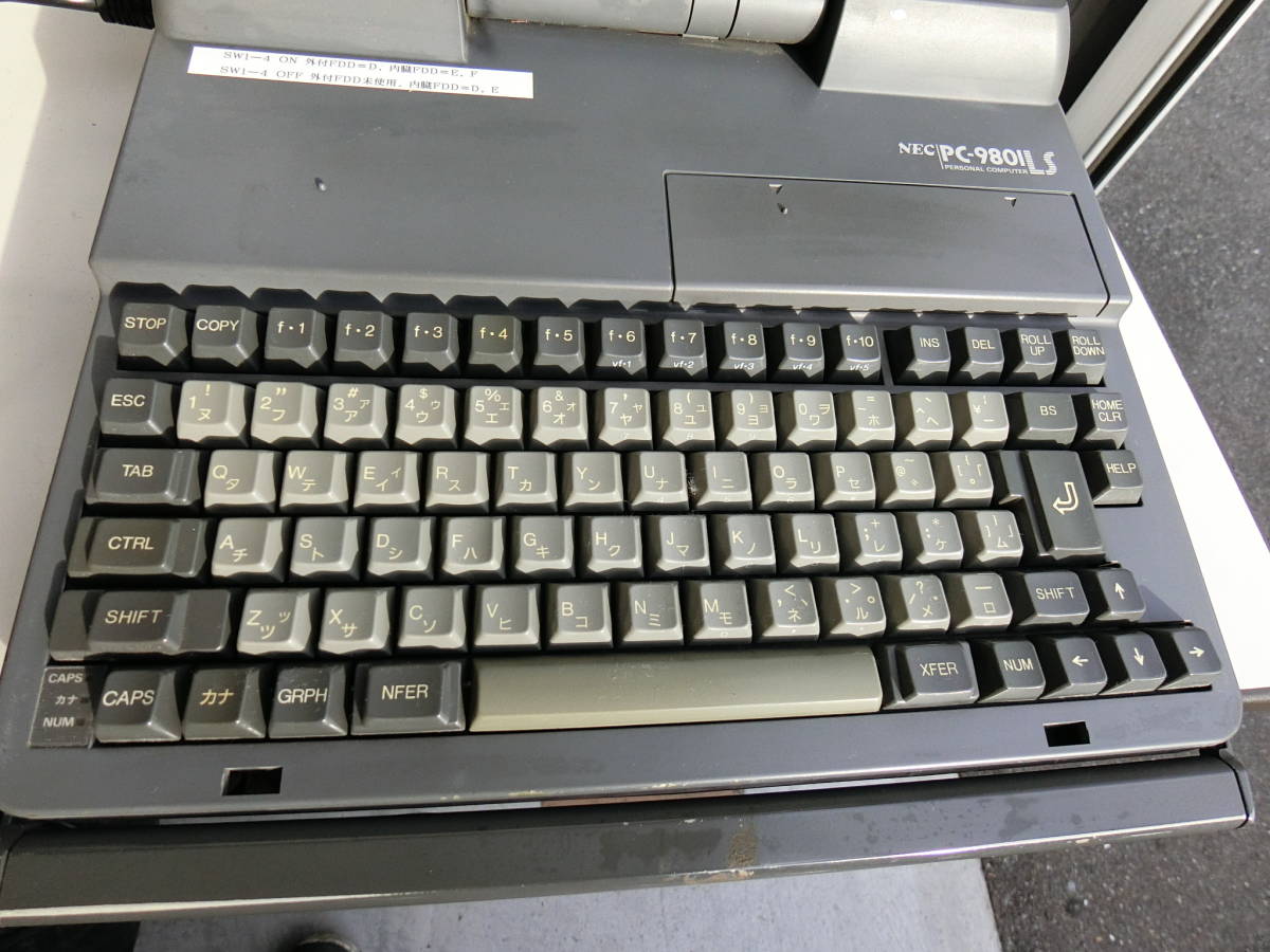 NEC - PC-9801 Retro PC-9801LS PC PC-9821 ジャンク品 ラップトップPC 