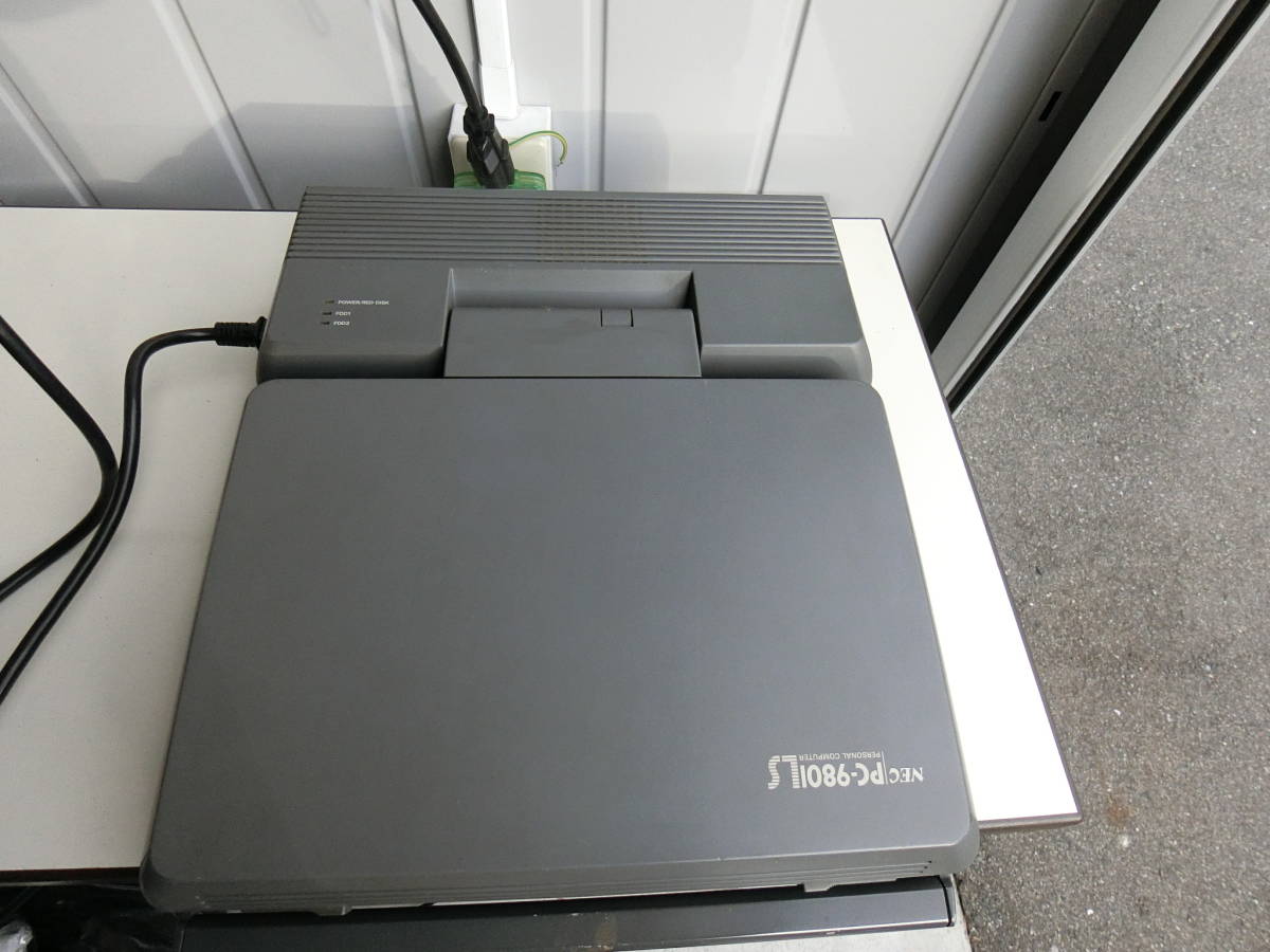 NEC - PC-9801 Retro PC-9801LS PC PC-9821 ジャンク品 ラップトップPC 