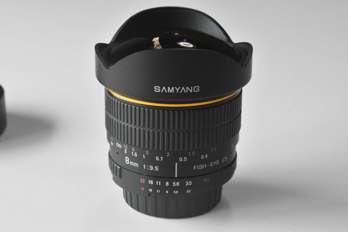 Samyang 8mm Fisheye - CS Lens F3.5 II f⁄3.5 UMC for Canon | f3