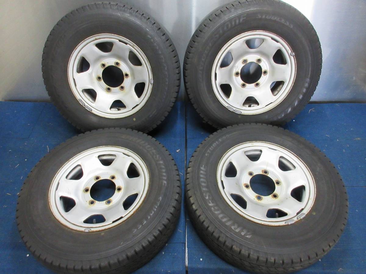 BLIZZAK : W979 タイヤのみブリヂストン ブリヂストン 215⁄70R16 0 16 