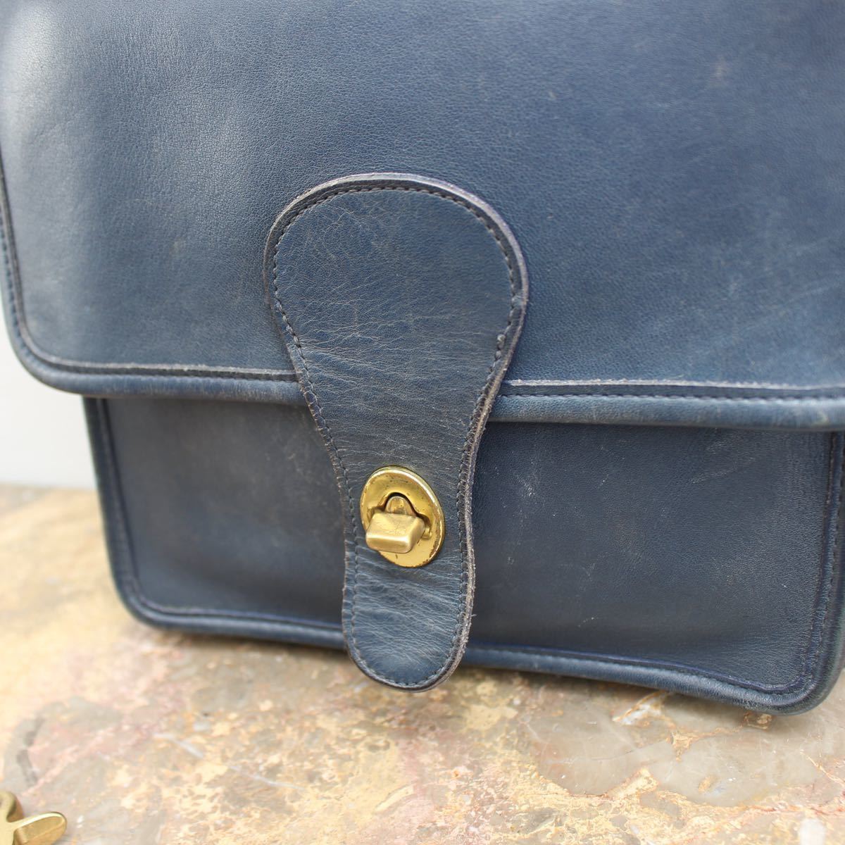 OLD COACH TURN LOCK LEATHER 2WAY SHOULDER BAG MADE IN USA/オールド