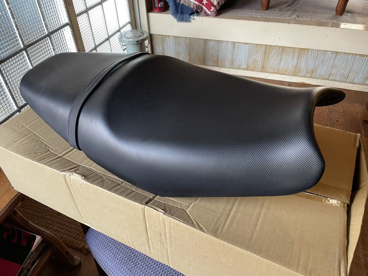 新品，限定SALE カワサキZZR1400 2007年式シート(純正品)｜売買されたオークション情報、yahooの商品情報をアーカイブ公開 - オークファン カワサキ用