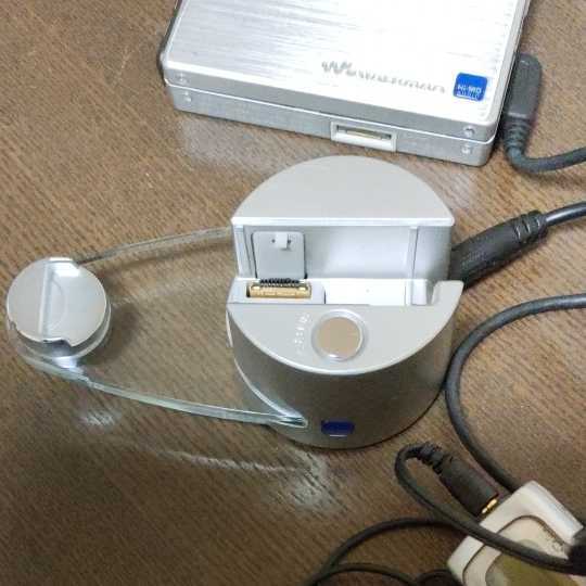 SONY Hi-MDウォークマン MZ-NH1 BCA-MZNH1 中古品 動作未確認