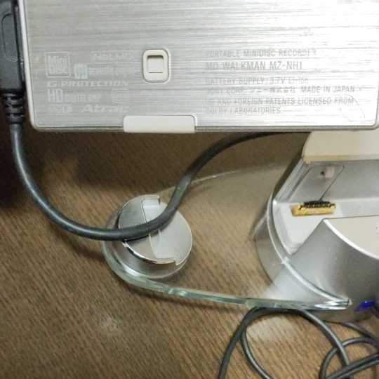 SONY Hi-MDウォークマン MZ-NH1 BCA-MZNH1 中古品 動作未確認