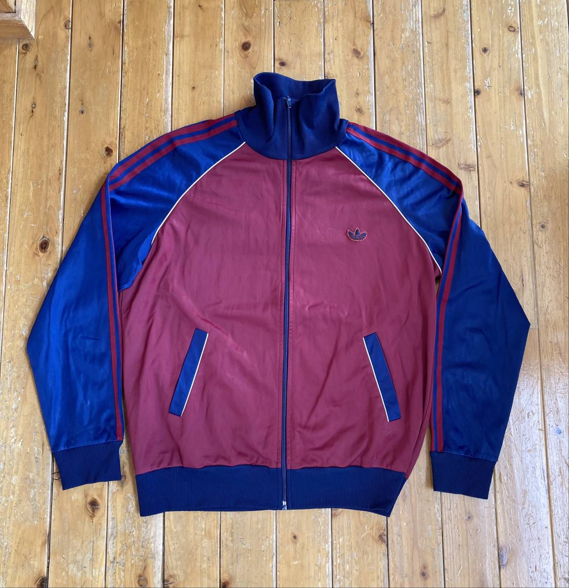 adidas トラックジャケット サイズXL adidasのワッフルトラック