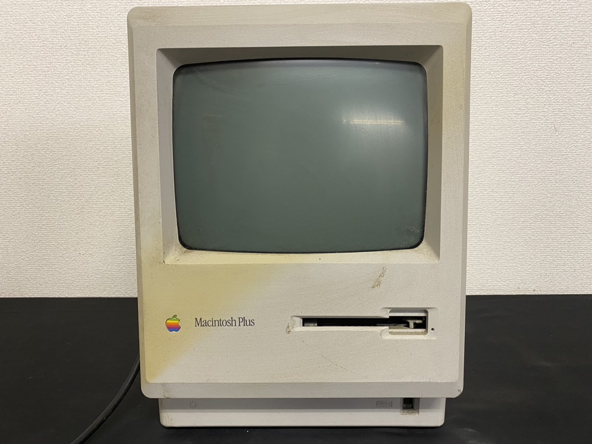 Apple　アップル　Macintosh　マッキントッシュ　Plus　プラス　M0001A　旧型パソコン　レトロ　アンティーク　現状品