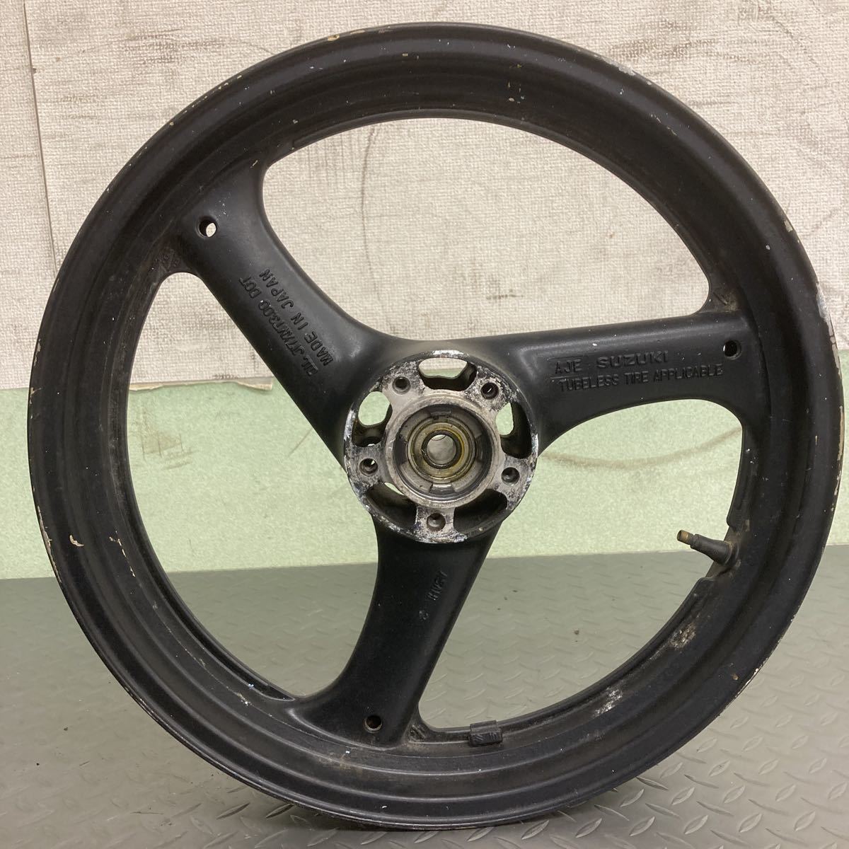 スズキ GSX400 インパルス GK79A 純正 フロントホイール 17インチ 3j