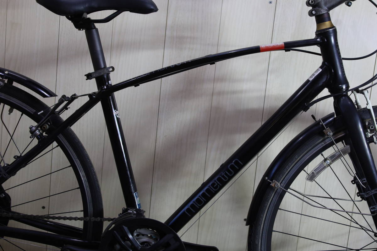 人気良品！GIANT-MOMENTUM iNEED W-1 700C アルミ 21速 450mm BLACK