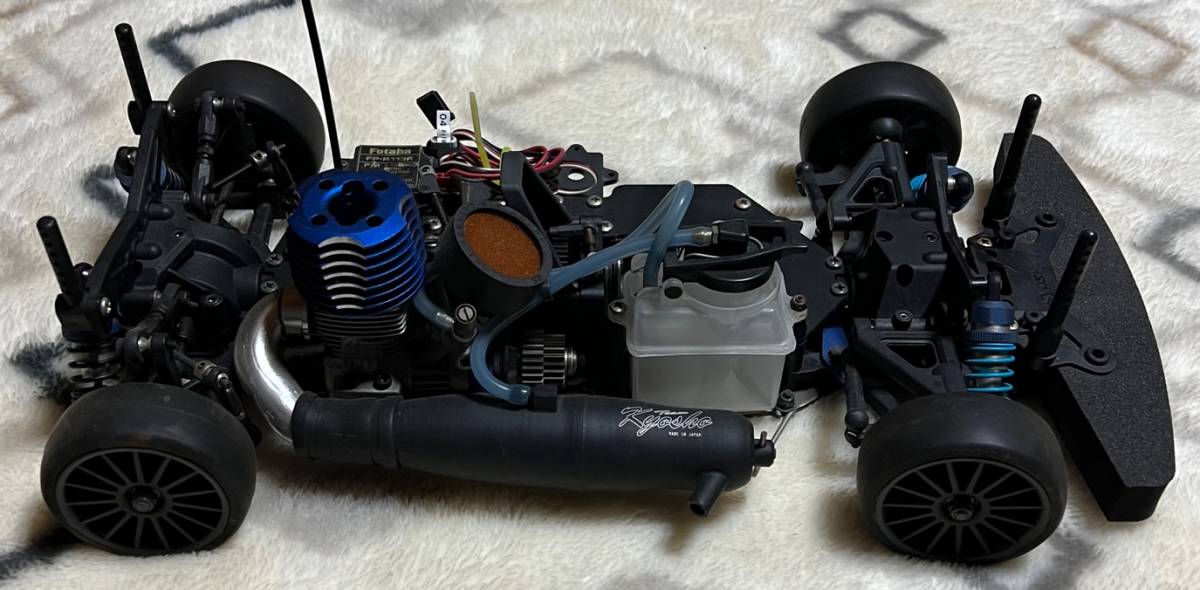 Kyosho FW-05R - 京商 1⁄10 FW-05 KYOSHO Tech R⁄C Page