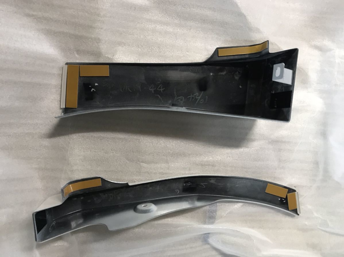 エスクァイア モデリスタ ZRR8#G⁄ZWR80G サイドスカート サイド