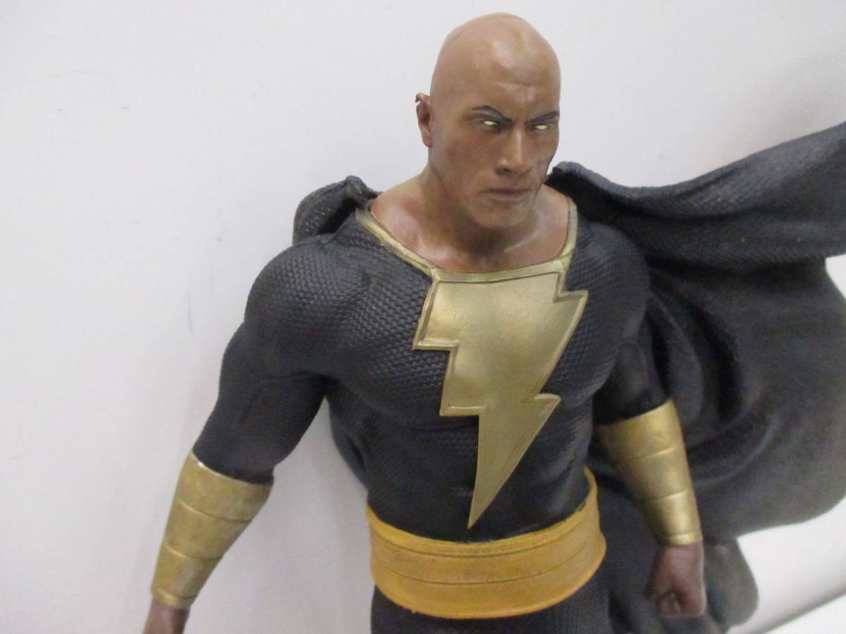 フィギュア祭 マクファーレントイズ ブラックアダム 開封品 BLACK ADAM