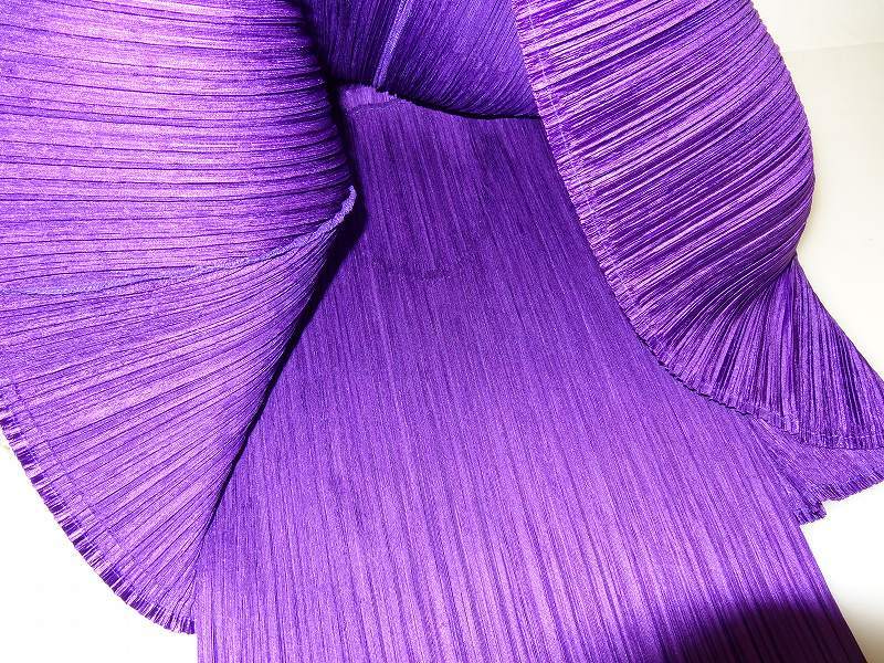 PLEATS PLEASE ISSEY MIYAKE（ポンチョ）のフリマアイテム一覧