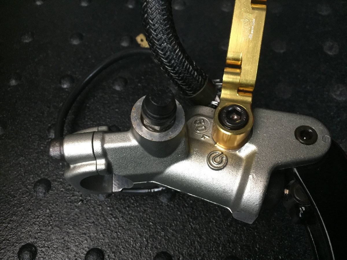 ♪ZZR1100⁄ZXT10D Kawasaki ZZR1100 D型 ブレンボ フロントブレーキ