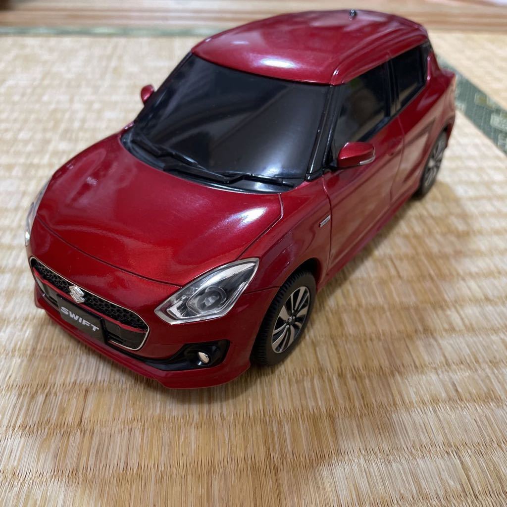 スズキ スイフト ハイブリッドRS カラーサンプル ミニカー 1/18 スズキ