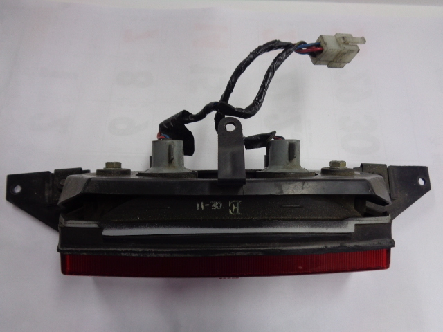 ［6372］カワサキ GPZ900R ZX900A 純正 テールランプ 中古 STANLEY 040-6681 点灯確認済み GPZ900R カワサキ - ZX900-A8の諸元・スペック情報 Ninja（ZX900 カワサキNinjaの元祖！