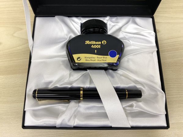 U004-B6-8 PE04-B6-8 PELIKAN ペリカン 万年筆 ペン先14K 585 F 硬細字 ブラック×ゴールド ケース付属品付き 筆記用具 文房具 ③