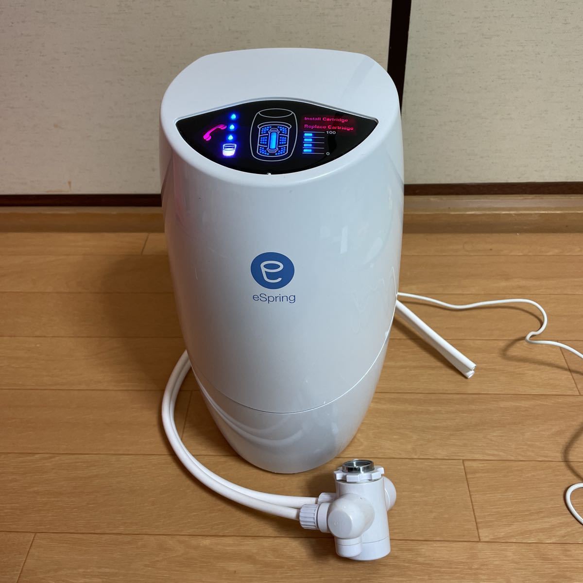 大人気 eSpring アムウェイ 浄水器 Amway 2016年製 通電OK 動作未確認(卓上型)｜売買されたオークション情報、yahooの商品情報をアーカイブ公開 - オークファン 卓上型