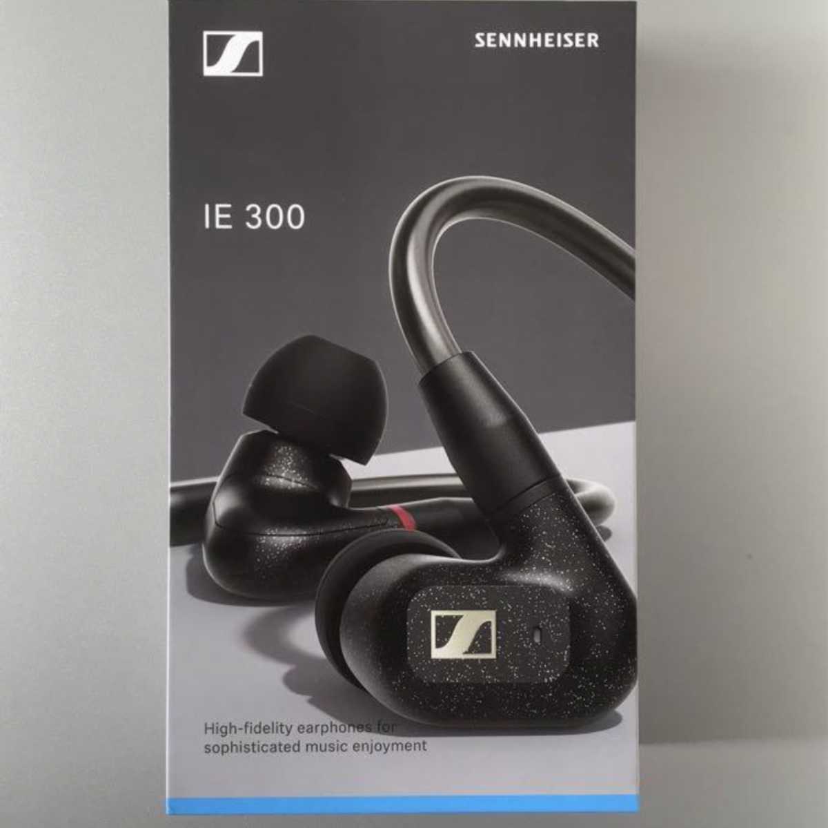 0 IE Sennheiser com: ダイナミック密閉型カナルイヤホン(ブラック