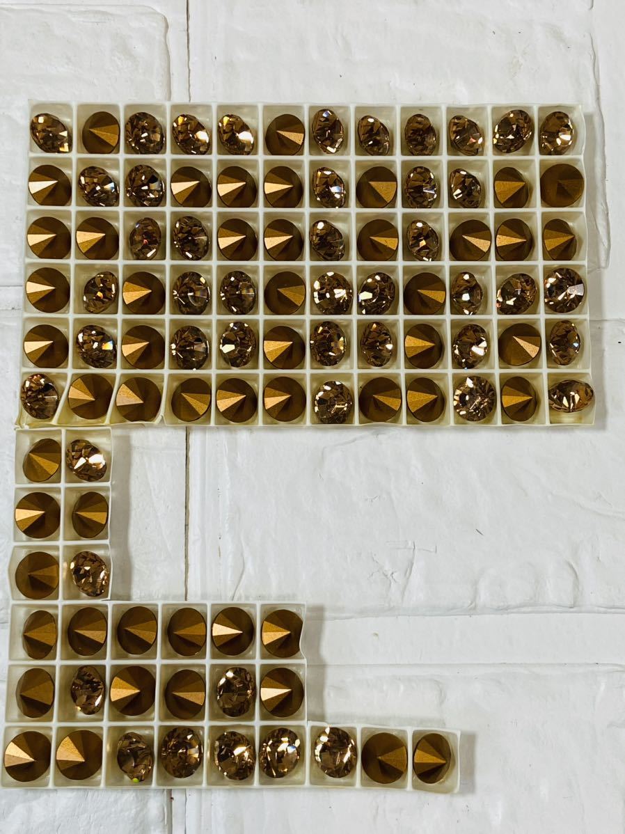 大量まとめ売り SWAROVSKI スワロフスキー チャトン ラインストーン