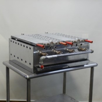 ミツモト 業務用 プロパン LPガス 半自動 たこ焼き 機 30穴 ×2丁 コロ丸 φ38×30mm 外寸W680D567(+143)H284ｍm 4角バーナー 密本