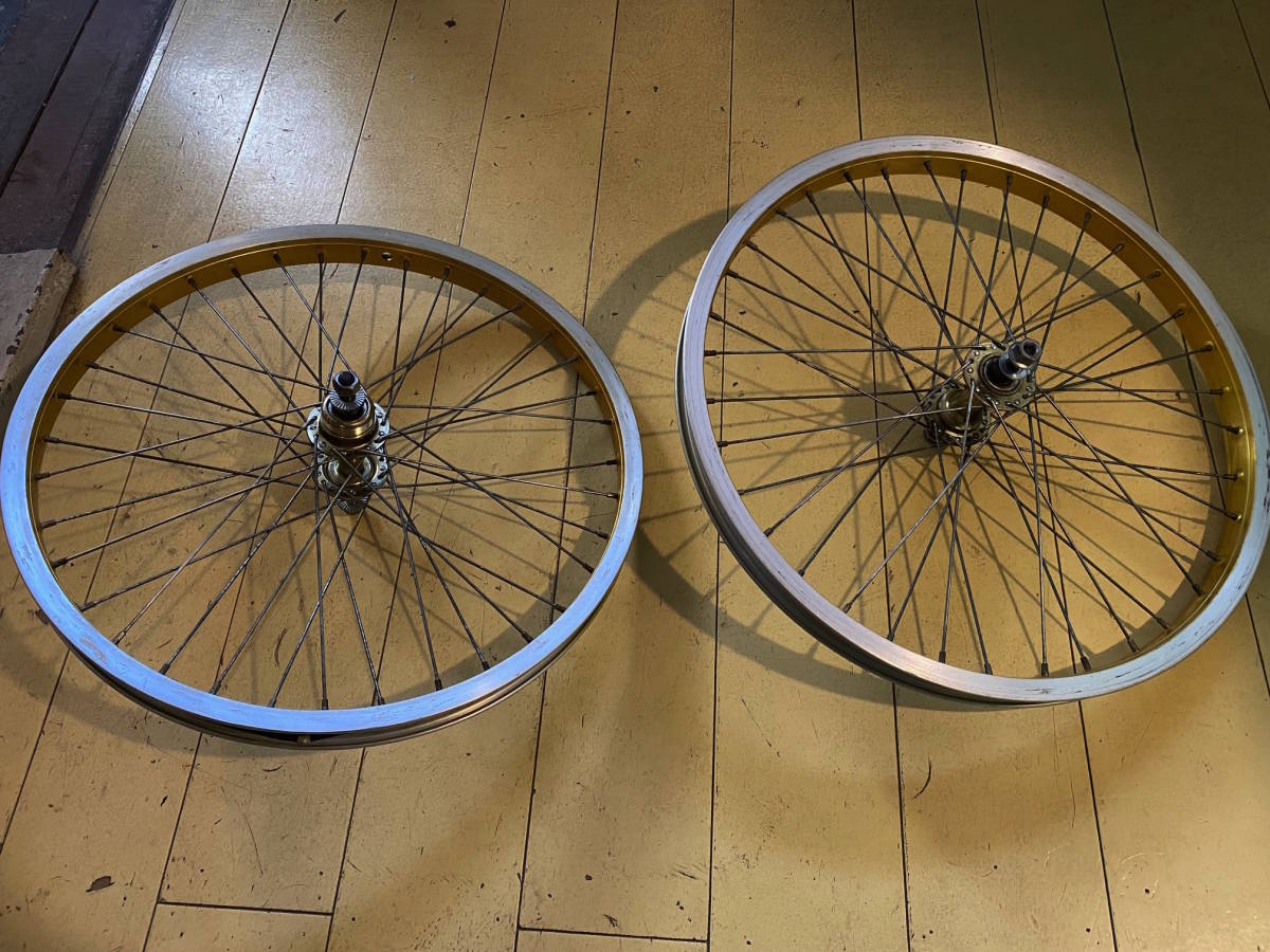 オールドBMX SUMO ビンテージホイール　タコ穴リム　20インチ BMX Yahoo!オークション - 20” Femco eBay BMX ビンテージ 当時物